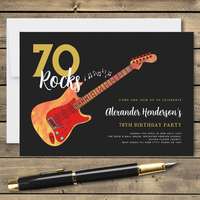 Convites Festa de 70 anos de Rock and Roll 70 rochas (Rock and roll 70th birthday party black and gold invitation with fire electric guitar music)