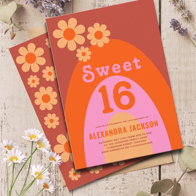 Convites Festa de aniversário 16 Moderna e Suave (Sweet 16 retro groovy daisy arch orange and pink 16th birthday party invitation )