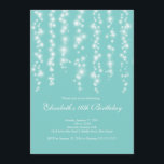 Convites Festa de aniversário azul do doce dezesseis da<br><div class="desc">Comece suas filhas que o doce dezesseis party fora do direito com nossa cortina bonita do convite de festas do doce dezesseis das luzes brancas. Nossos na moda e cordas contemporâneas das características do convite de festas do doce 16 das luzes brancas de cintilação que sparkling em um fundo azul...</div>