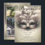 Convites Festa de Aniversário de 16 Anos com Máscaras Doura<br><div class="desc">Personalize da maneira que quiser.

Substitua a foto na parte de trás com a sua própria foto ou remova a foto completamente.</div>