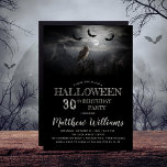 Convites Festa de aniversário de 30 anos de Halloween Noite<br><div class="desc">Noite iluminada pela lua iluminando uma coruja no topo de uma árvore cercada por um Convite de festas de aniversário de 30 anos Halloween de morcegos enxutos.</div>