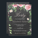 Convites Festa de aniversário de 40 anos de Jardim Floral R<br><div class="desc">Policial elegante 40 festas de aniversário de convite feminino, com pincel rosa e vermelho, pintado com rosas de pedras com folhas verdes e folhagem, e com uma trendente escrita caligráfica gravada manualmente e editável sobre um fundo de caligrafia de carvão de cinza escura. Adequado para primavera, jardim de verão ou...</div>