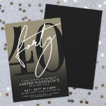 Convites Festa de Aniversário de 40 anos do Moderno Ouro Ne<br><div class="desc">Celebre quarenta anos com estilo com este convite de aniversário de 40 anos com gradiente de dourado falso moderno para preto. O design apresenta um grande "40" preto na maior parte do cartão, com um "Quarenta" branco em estilo de letra manuscrita sobreposto para um visual ousado e contemporâneo. Os detalhes...</div>