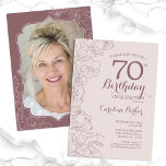 Convites Festa de aniversário de 70 de Fotografias Rosa Pin<br><div class="desc">Convite de aniversário de Fotografia, Rosa-Blush Floral e 70 Mauve-Blush. Elegante design moderno com desenhos botânicos desenhados em destaque e letra de script de tipografia. Simples trendy convida cartão perfeito para uma festa de na moda. Pode ser personalizado para qualquer idade. Impressos convites Zazzle ou modelo de impressão digital instantânea...</div>