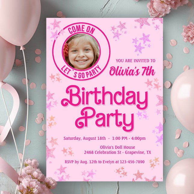 Convites Festa de aniversário de Fotografia da Boneca de Mo (Cute pink doll birthday party invitation with a place for a photo. This is an any age invitation.)