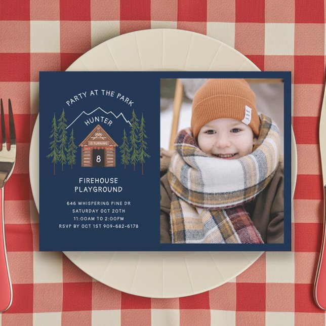 Convites Festa de aniversário de Montanha do Exterior da Ca (Criador carregado)