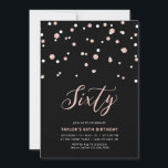 Convites Festa de aniversário e preto Dourado simples 60ª R<br><div class="desc">Celebre seu dia especial com este mínimo de 60º convite de aniversário. Este design apresenta um script de na moda com letra "Sessenta" com um confete em forma de hexágono com uma combinação de cores preto e rosa dourado. Há mais designs disponíveis no meu compro BaraBomDesign.</div>