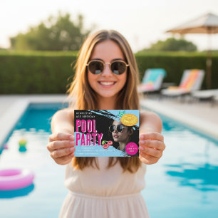 Convites Festa de Aniversário Retro com Piscina Código QR R