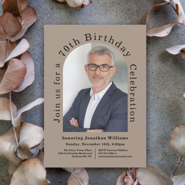 Convites Festa de aniversário Simples de 70 de Arch de Foto (Celebrate 70 in style with this attractive arch photo birthday invite available in print or digital!)