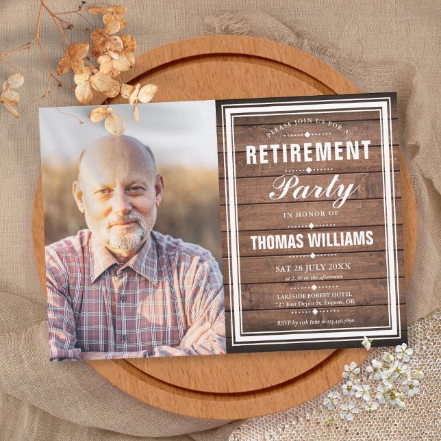 Convites Festa de Aposentadoria Celeiro Rústico Madeira Fot (Retirement Party Rustic Barn Wood Photo Invitation)