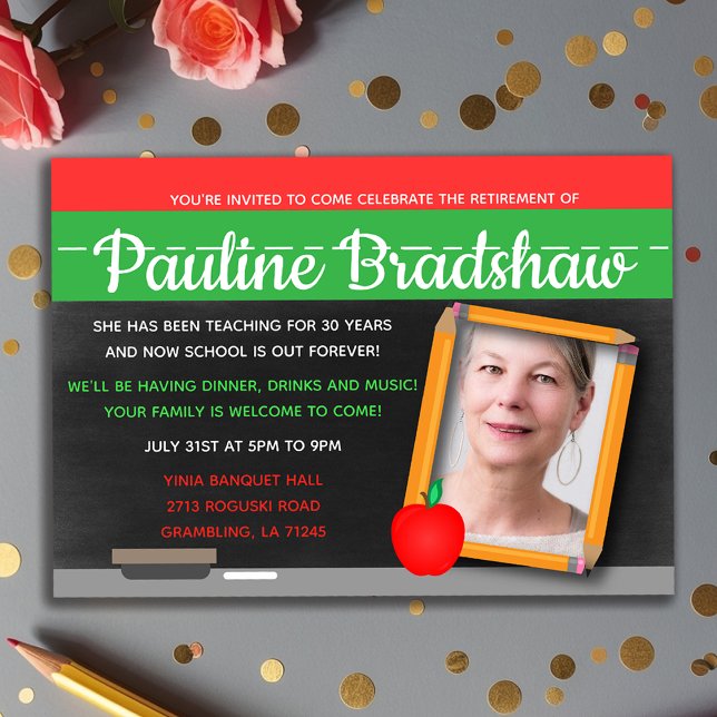 Convites Festa de aposentadoria do professor fotográfico em (Chalkboard Photo Teacher Retirement Party Invitation
)
