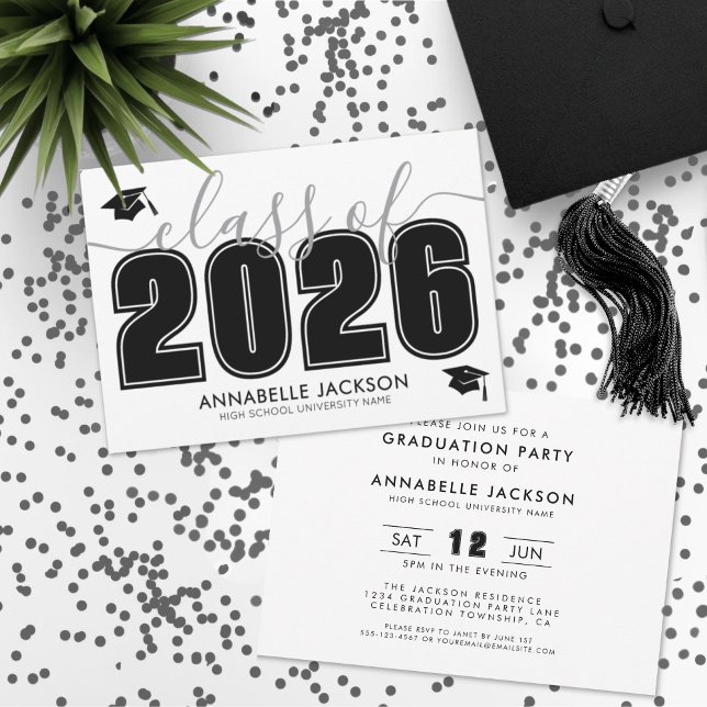 Convites Festa de formatura branca preta de script simples (Simple Script Black White Graduation Party Invitation)