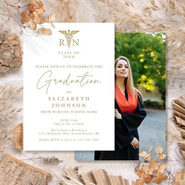 Convites Festa de Formatura de Enfermagem RN Roteiro Dourad (Gold Script RN Nursing Photo Graduation Party Invitation)