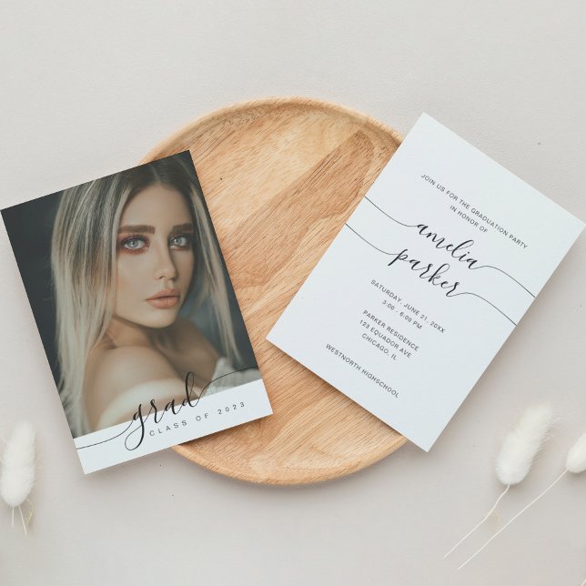 Convites Festa de formatura Preta e Branca de Script Modern (Criador carregado)