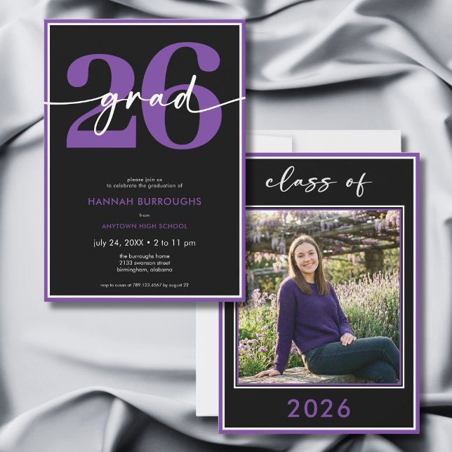 Convites Festa de Graduação com Letra Roscada Roxa Minimali (Modern Minimal Purple Script Graduation Party Invitation)