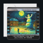 Convites Festa de Natal da Memória Snowman Noite<br><div class="desc">Esta é a época de uma festa e todos os anos o seu é o melhor! Veja este lindo boneco de neve com crianças brincando lá fora à noite, enquanto a neve cai sobre o seu Convite de festas de Natal e entra no espírito para se divertir! Este cartão irá...</div>