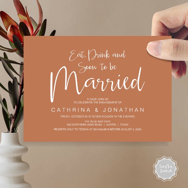Convites Festa de noivado de Casamento, Script de Escrita M (Eat, Drink, Soon To Be Married, Wedding Engagement Party Invitation Card, in Copper Rust Brown)