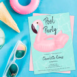Convites Festa de piscina tropical rosa flamingo Sweet 16<br><div class="desc">Piscina moderna com uma ilustração rosa do floater flamingo Doce 16 num fundo azul-aqua verde-claro editável,  a cor pode ser alterada. Um convite de festas de verão legal e divertido</div>