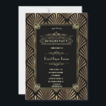Convites Festa de Solteiro Art Deco Preto Gatsby Anos 1920<br><div class="desc">Design Glamouroso Art Deco no estilo Great Gatsby. Apresenta estilo Art Deco,  forma de folha de ouro falso e ornamentos,  em um fundo preto. Use a ferramenta Personalizar para adicionar suas informações. Para itens correspondentes,  visite minha Coleção de Estilo Art Deco Preto/Branco Gatsby dos Anos 1920.</div>