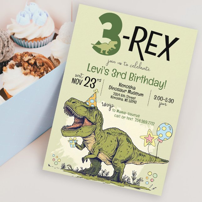 Convites Festa Engraçado de aniversário de 3 anos de Cartoo (Funny Cartoon T-Rex Dinosaur wearing a birthday hat, green 3-Rex 3rd birthday party invitation three)