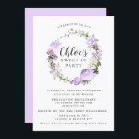 Convites Festa Floral Branca Roxo Doce Festa Sessenta<br><div class="desc">Rosa púrpura muito bonito e hydrangea floral wreath rodeia as palavras Doce 16 e o nome da sua filha. Eles estão escritos em um roteiro bonito. Todo o texto pode ser editado e você pode alterar a cor. O resto do texto está numa combinação moderna de fontes serif eretas eretas...</div>