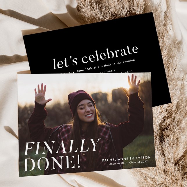 Convites Finalmente Concluído | Festa de formatura de fotos (Criador carregado)