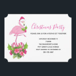 Convites Flamingo cor-de-rosa no Natal Whimsso de Santa Hat<br><div class="desc">Convite de Natal com um flamingo de Natal tropical vestindo um chapéu de Santa rosa. Debaixo dos pés está um buquê doce de cana com flores tropicais bonito e amoras rosa. Um punho de Holly no peito.</div>