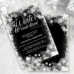 Convites Floco de neve da Terra Maravilha da Festa de anive<br><div class="desc">Maravilha Elegante de inverno, 18 anos de convite para o aniversário, apresenta uma bela caligrafia cercada por um floco de neve e borda de neve. Os flocos de neve pop contra o fundo preto escuro. Você pode mudar a cor de fundo para qualquer cor. A Wonderland de inverno não pode...</div>