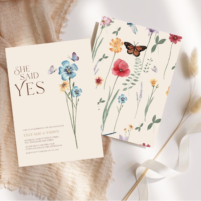Convites Flor Azul Simples Ela Disse Sim Noivado (Simple Blue Wildflower She Said Yes Engagement Invitation)
