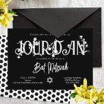 Convites Flor selvagem do Bat Negro Moderno Mitzvah<br><div class="desc">Este convite de morcego negro mitzvah é ainda mais atraente com bolinhas divertidas nas costas. A bela tipografia branca tem flores silvestres que você pode mover e redimensionar com suas letras para tornar isso ainda mais bonito! A trabalho de arte botânica pode ser alterada a cores juntamente com o seu...</div>