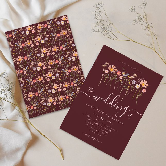 Convites Flor Silvestre Boho Outono Borgonha & Rosa Pêssego (Elegant watercolor wildflower meadow burgundy blush pink wedding invitation)