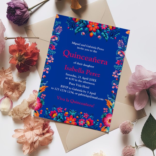 Convites Floral Quinceanera Blue Mexicano Fiesta Birthday (Floral Quinceanera Blue Mexican Fiesta Birthday Invitation on a table with colorful flowers.)