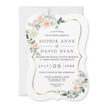 Flores Brancas Douradas Em Um Casamento