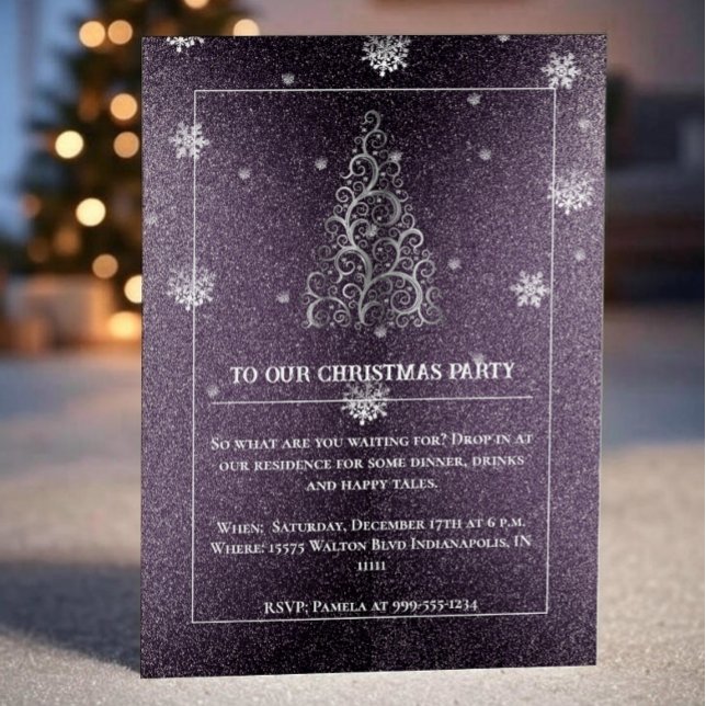 Convites Flores de Árvore de Natal e Flocos de Neve | Roxo (Purple Christmas Tree Glitter and Snowflakes Party Invitation)