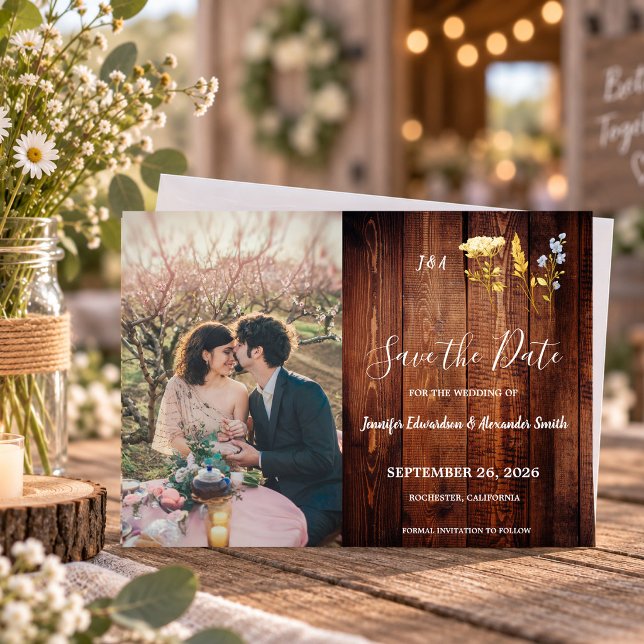 Convites Flores rústicas monogramadas foto Salve a Data (Rustic wildflowers flowers monogrammed photo Save the Date Invitation. For your rustic wedding.
)