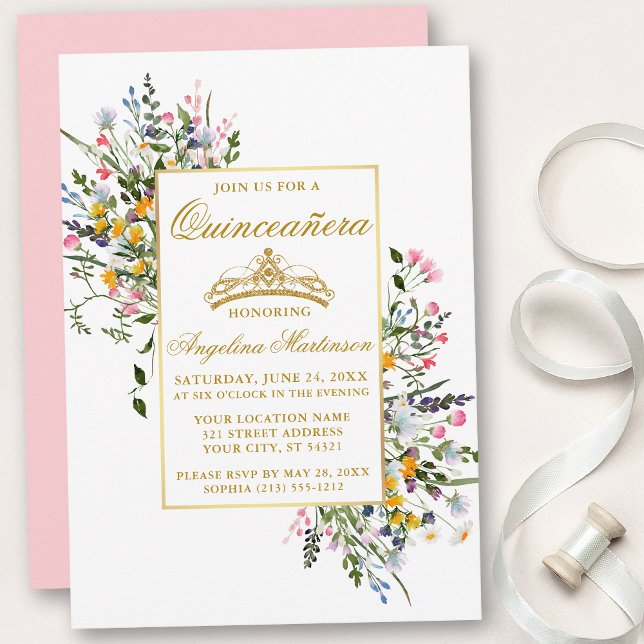 Convites Flores Selvagens Quinceanera Cor-de-Rosa (Customize to change text color, style, add text & photos to back or change color of back of card.)