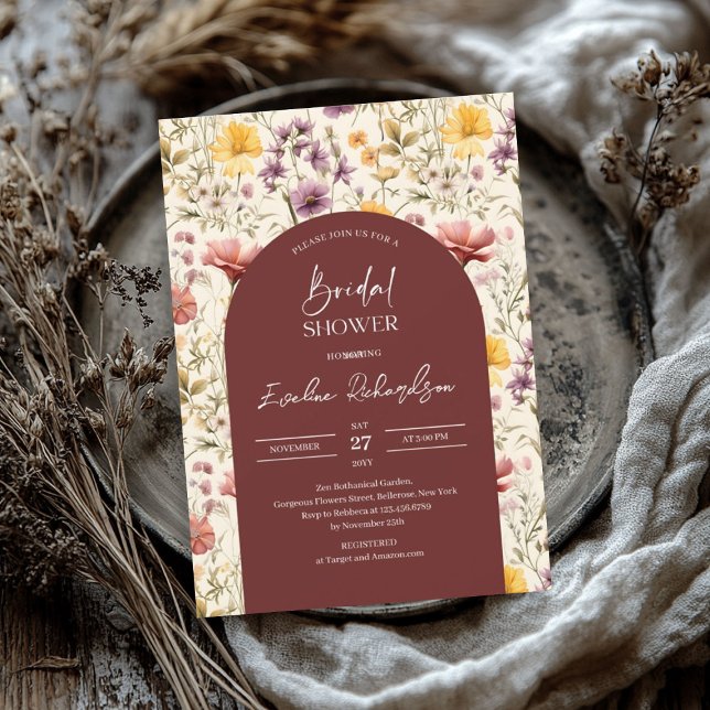 Convites Flores silvestres amarelas burgundy do arco-de-boh (Boho arch watercolor burgundy yellow wildflowers invitation)
