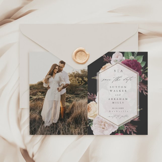 Convites Flores vintage foto casamento salvar a data (Vintage Floral Bouquet Black  Photo Wedding Save the Dates.)