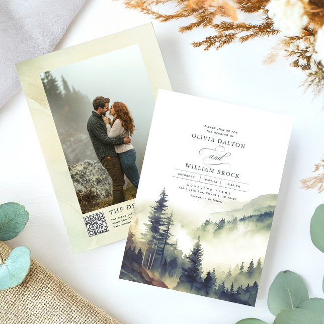 Convites Foggy Mountain Pines Rustic Código QR Casamento (Foggy Mountains Woodland Wedding Photo Invitation)