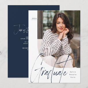 Convites Formando de script moderno marinho uma graduação d