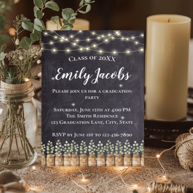 Convites Formatura Quadro de Giz Rústico de Eucalipto Count (Rustic eucalyptus graduation invitation with string lights and farmhouse country charm.)