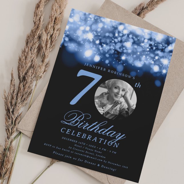 Convites Foto 70º Aniversário Azul Noite Glam  (Photo 70th Birthday Navy Blue Midnight Glam Invitation)