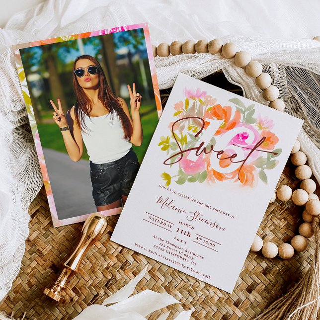 Convites Foto chic floral pastel bonito moderna Sweet 16 (Modern pretty pastel floral chic photo Sweet 16 Invitation)