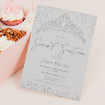 Convites Foto da cinza da prata da Princesa Tara Doce 16<br><div class="desc">A princesa chica tiara coroa coroa em forma de cintilação prateada brilha e foto de cinza doce 16 festa de aniversário,  com uma caligrafia com script chic. Adicione sua foto atrás. Entre em contato comigo para mudar a fonte principal.</div>