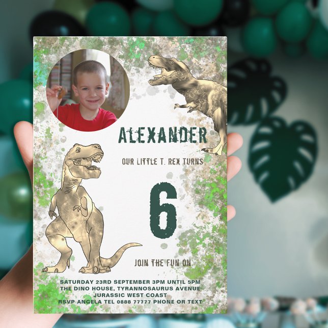 Convites Foto da Festa de Aniversário do Dinossauro T-Rex (Dinosaur T-Rex 6th birthday party photo invitation watercolor green and brown )