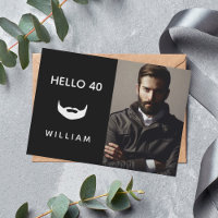 Foto de aniversário de barba branca preta