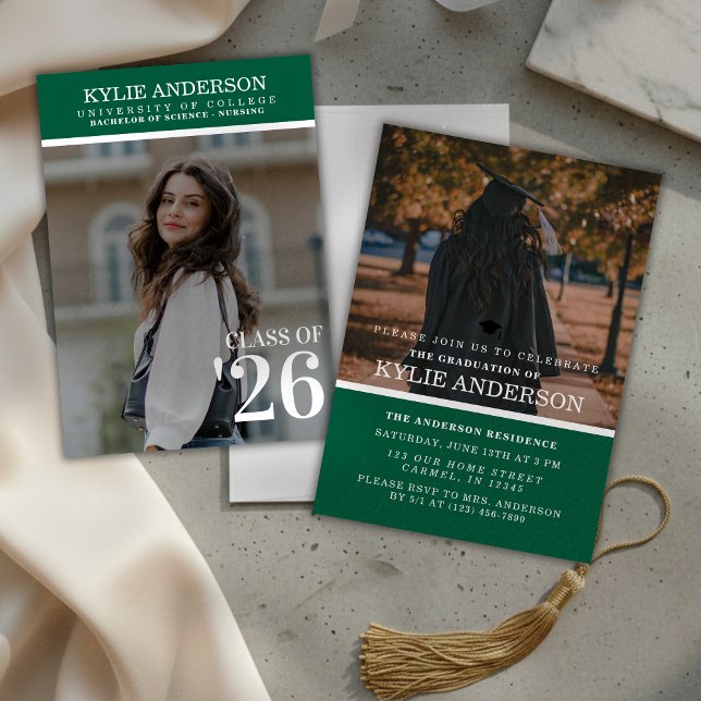Convites Foto de Formatura do Ensino Superior em Verde Mode (Modern Green College Graduation Senior Photo Invitation)