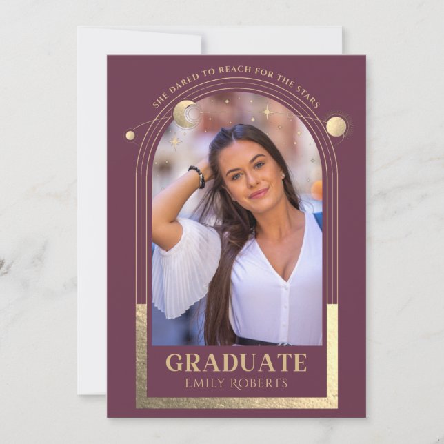 Convites Foto de Formatura Plum Gold Celestial Sun Moon (Frente)