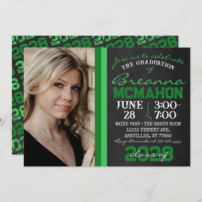 Convites Foto de Graduação do Quadro Verde ( Repeating Class Year 1 & 2 Photo Graduation Invitations & Announcements)