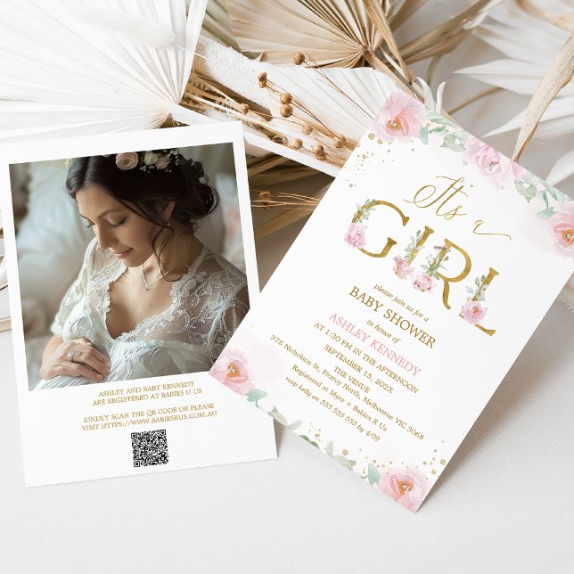 Convites Foto de peônias cor-de-rosa É um Chá de fraldas de (Floral It's a Girl baby Shower Invitation Template, Pink Peonies Baby Shower Invitation Girl QR Code)